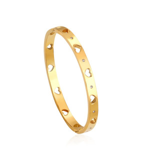 Gold-Plated Heart Cutout Bangle Bracelet - Elegant Style