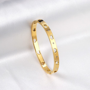 Gold-Plated Heart Cutout Bangle Bracelet - Elegant Style