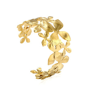 Floral Cuff Bracelet - Elegant Gold-Tone Accessory