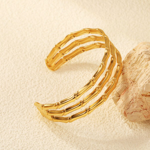 Gold Bamboo-Inspired Cuff Bracelet - Chic Fashion Jewelry