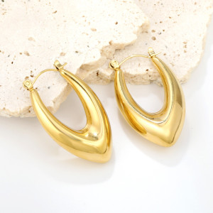 Elegant Gold Teardrop Statement Earrings for Any Occasion