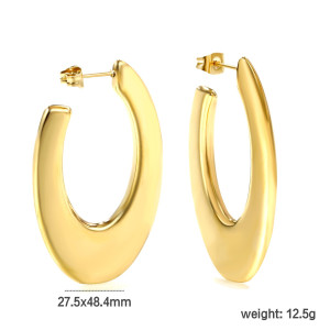 Elegant Gold Hoop Earrings - Modern & Versatile Design