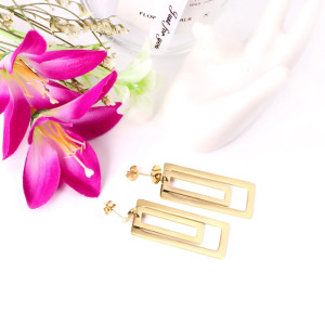 Modern Gold-Tone Geometric Earrings for Any Occasion