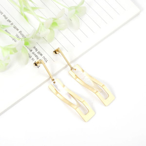 Modern Gold & Mother-of-Pearl Earrings - Elegant Design