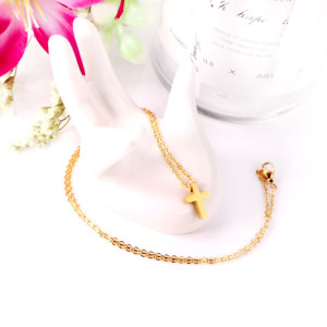 Elegant Gold Cross Necklace - Timeless Faith Accessory