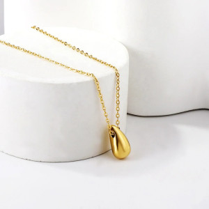 Elegant Gold-Toned Teardrop Pendant Necklace for Every Occasion