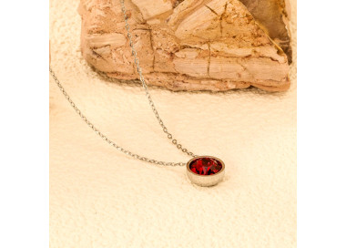 Elegant Red Gemstone Necklace - Timeless Minimalist Style