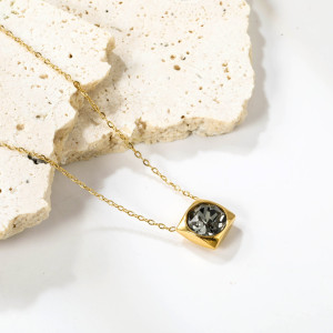 Modern Geometric Gold-Plated Necklace with Sparkling Stone