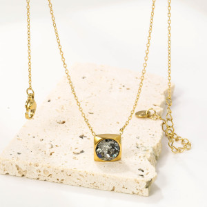 Modern Geometric Gold-Plated Necklace with Sparkling Stone