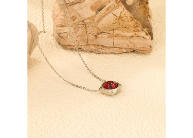 Elegant Red Gem Pendant Necklace - Modern Statement Jewelry