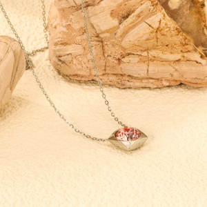 Elegant Pink Stone Necklace - Modern & Versatile Design