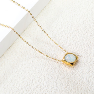 Modern Opalescent Gemstone Necklace - Elegant Fashion Jewelry