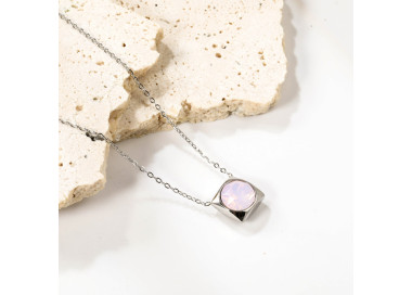 Elegant Silver-Tone Necklace with Iridescent Opal Pendant