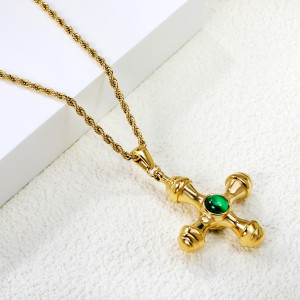 Gold Cross Pendant Necklace - Elegant Fashion Jewelry