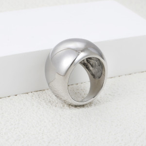 Contemporary Minimalist Silver Ring - Modern Jewelry Design