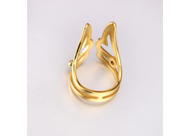 Elegant Gold Decorative Ring - Stylish Statement Jewelry