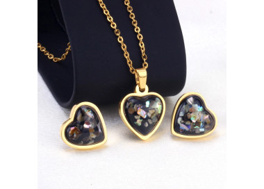 Elegant Heart-Shaped Jewelry Set: Necklace & Earrings