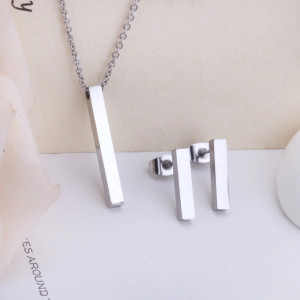 Minimalist Silver Jewelry Set: Necklace & Earrings