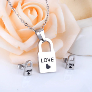 Romantic Silver Padlock Jewelry Set - Necklace & Earrings