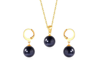 Elegant Gold-Toned Pearl Jewelry Set: Necklace & Earrings