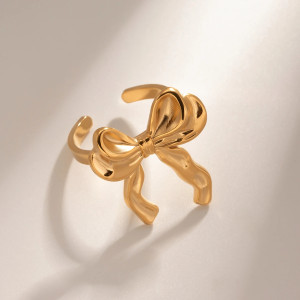 Elegant 18K Gold Bow Knot Rings in Stainless Steel